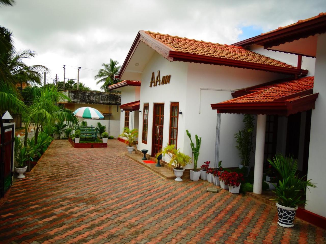Aa Inn Trincomalee Ngoại thất bức ảnh