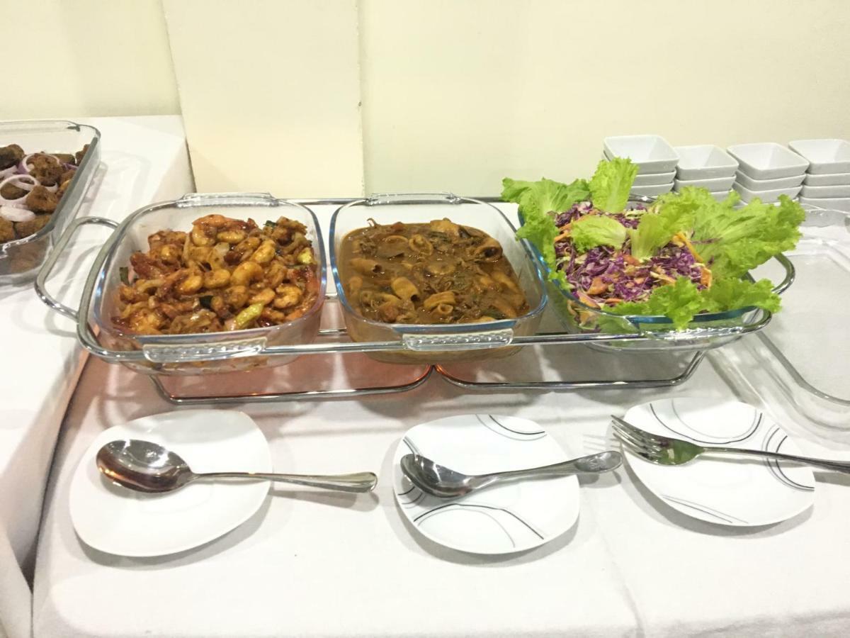 Aa Inn Trincomalee Ngoại thất bức ảnh