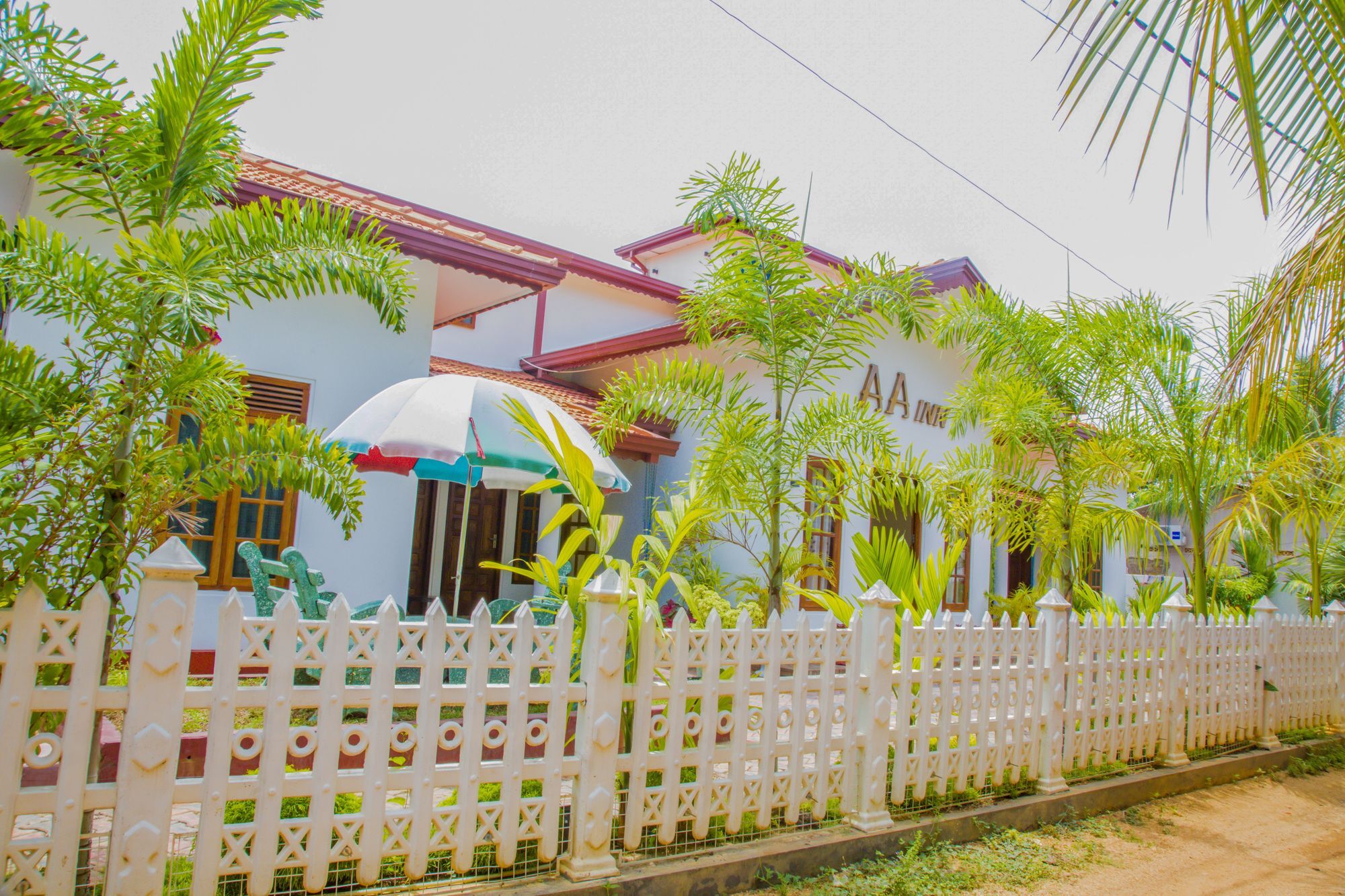 Aa Inn Trincomalee Ngoại thất bức ảnh